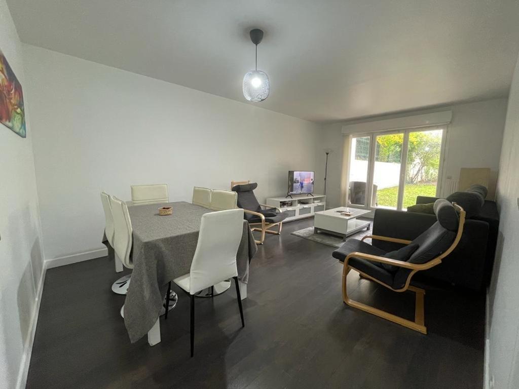 Noisy-Le-Grand Centre : Proche Disneyland Et Paris Apartment Екстериор снимка