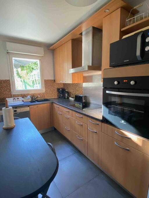 Noisy-Le-Grand Centre : Proche Disneyland Et Paris Apartment Екстериор снимка